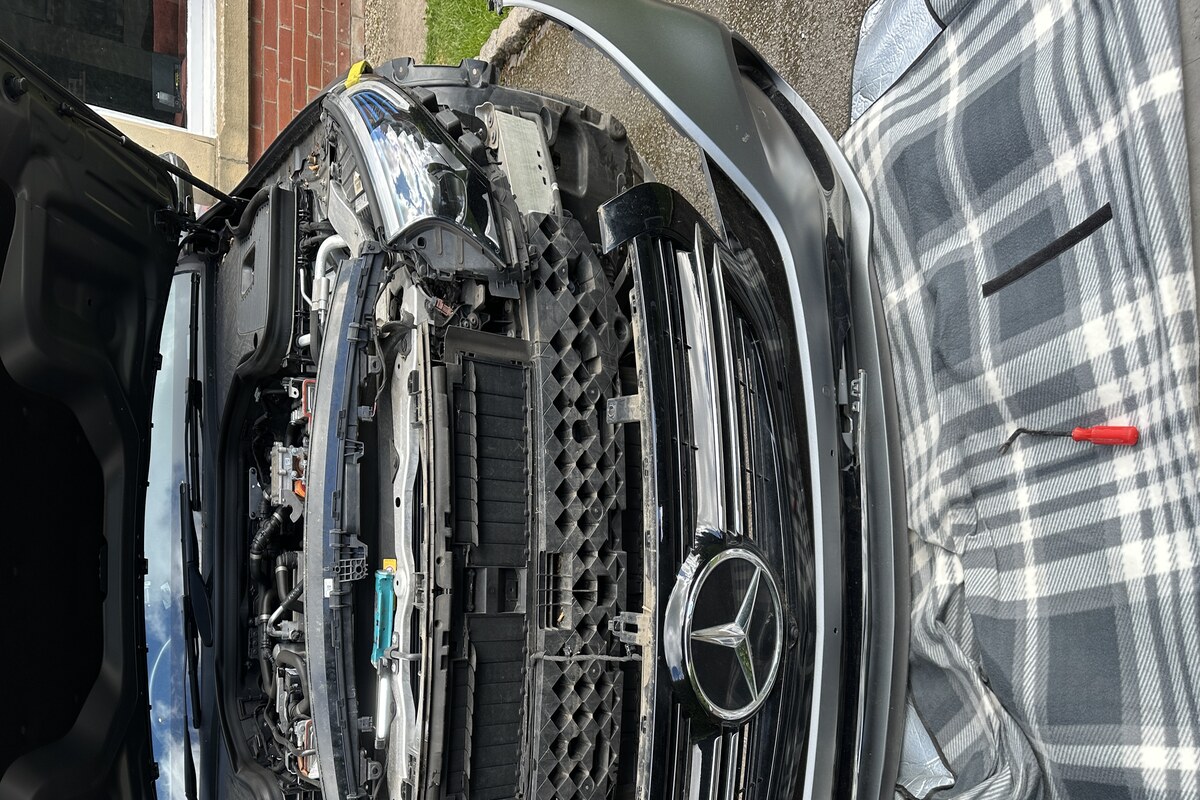 Mercedes bumper removed for mobile repair
